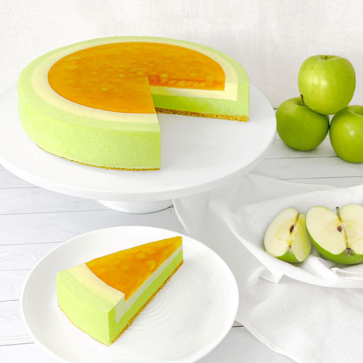 4D Cakes & Bakes - Green Apple Cake... | Facebook