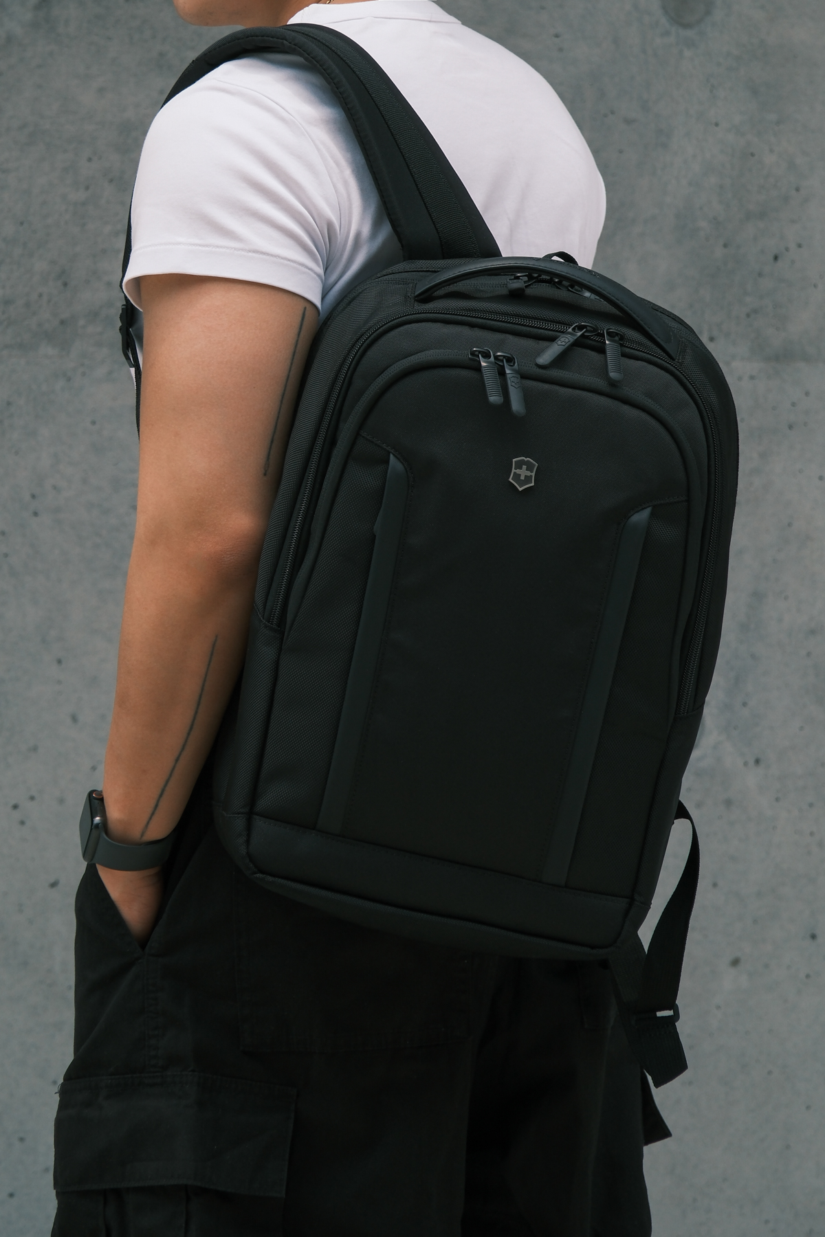 Victorinox Altmont Professional系列